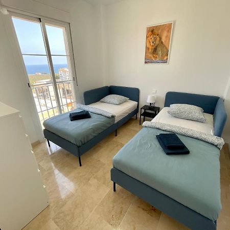 Top Sea View Apartment - 7 Minutes To Sotogrande Castillo de Sabinillas Luaran gambar