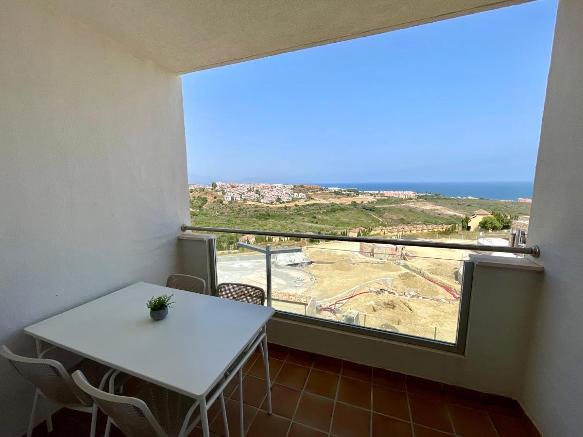 Top Sea View Apartment - 7 Minutes To Sotogrande Castillo de Sabinillas Luaran gambar